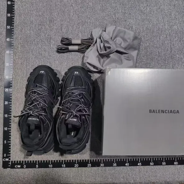 Balenciaga "Track"